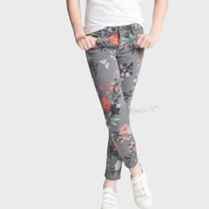 - Gap Floral Stretch Jegging Ankle Jean Size 8